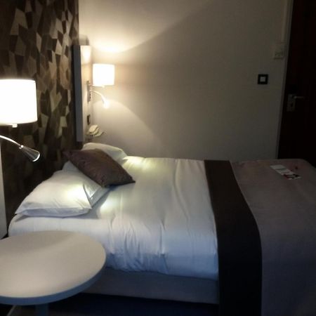Hotel Albert Elisabeth Gare Sncf Clermont-Ferrand Room photo
